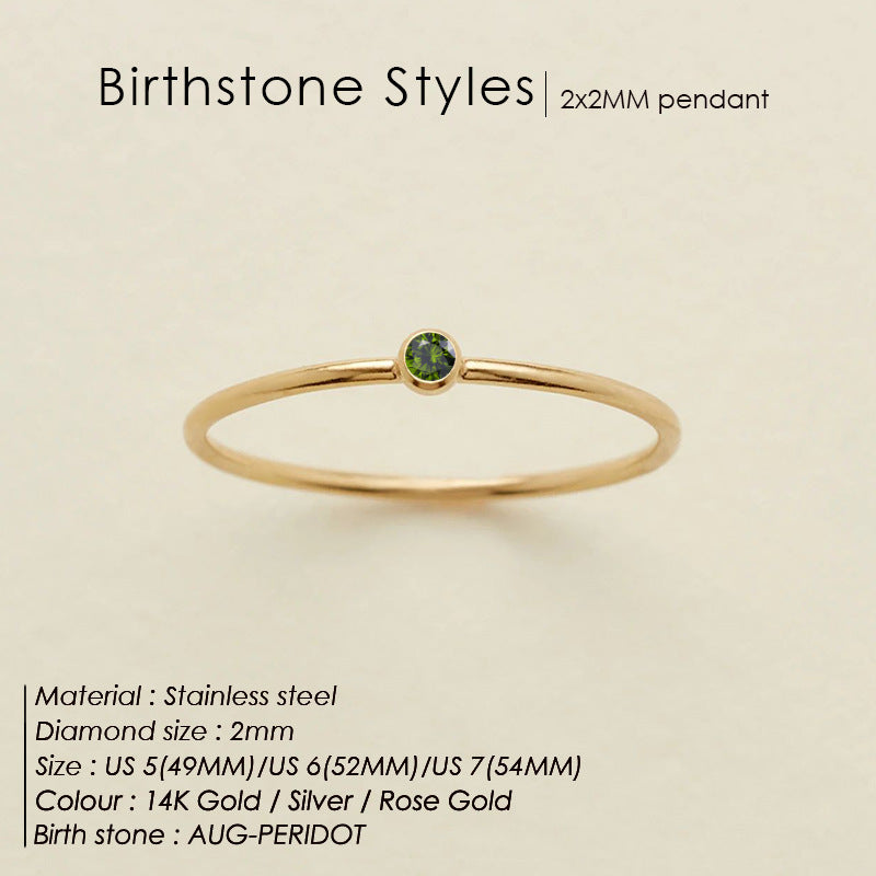 Mini bague avec pierre de naissance (lot)