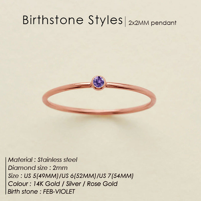 Mini bague avec pierre de naissance (lot)