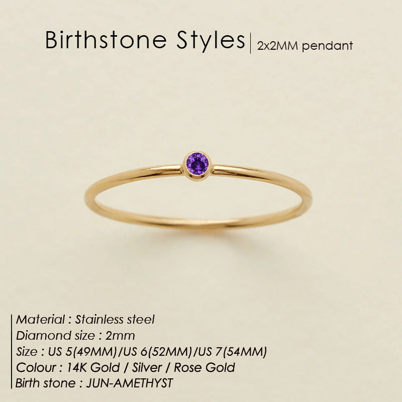 Mini bague avec pierre de naissance (lot)
