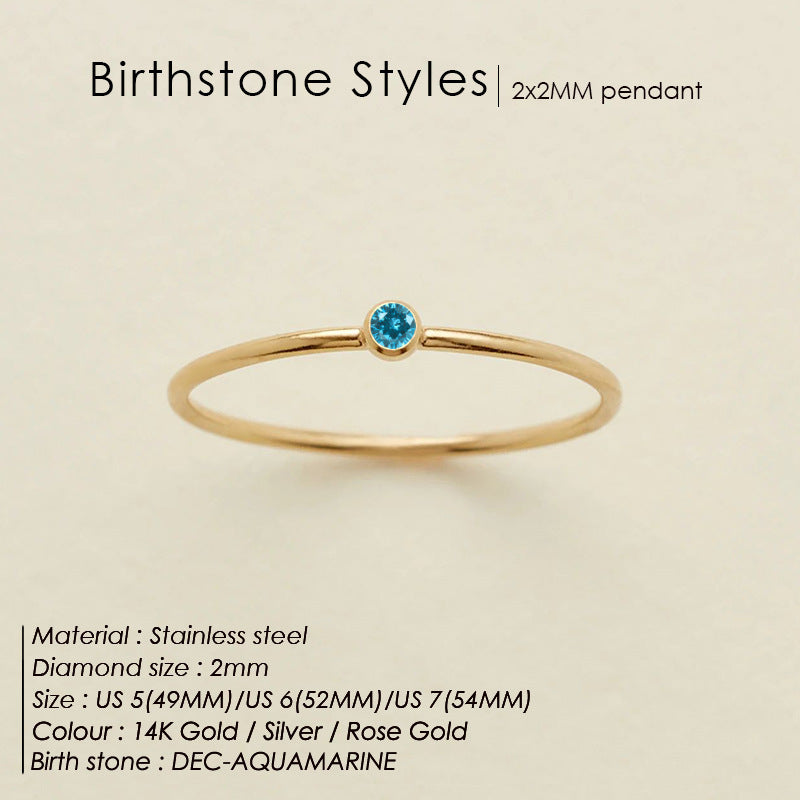 Mini bague avec pierre de naissance (lot)