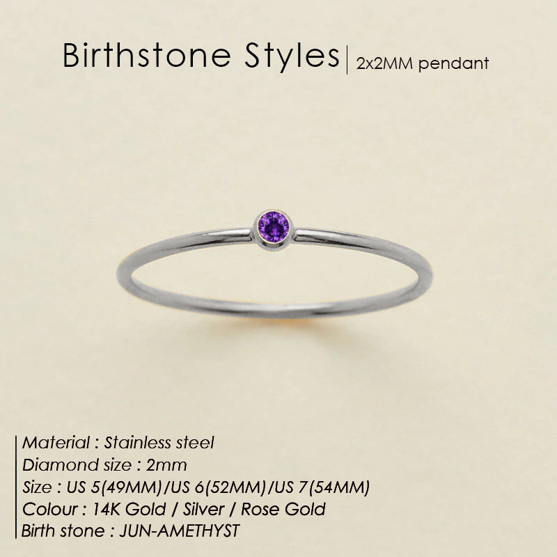 Mini bague avec pierre de naissance (lot)