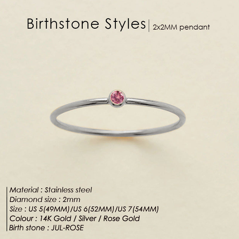 Mini bague avec pierre de naissance (lot)