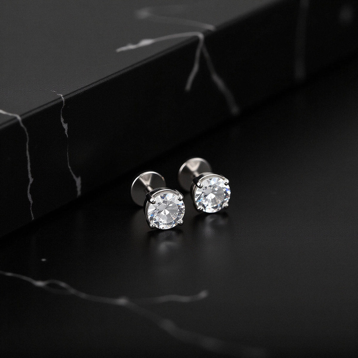Boucles d'oreilles à tige Solitaire x5