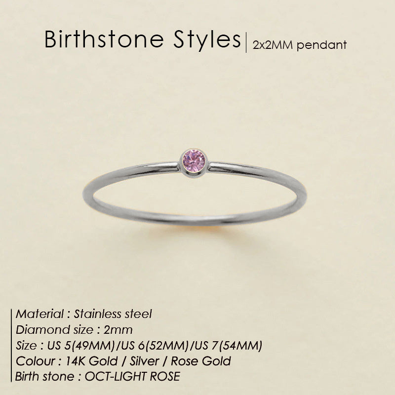 Mini bague avec pierre de naissance (lot)