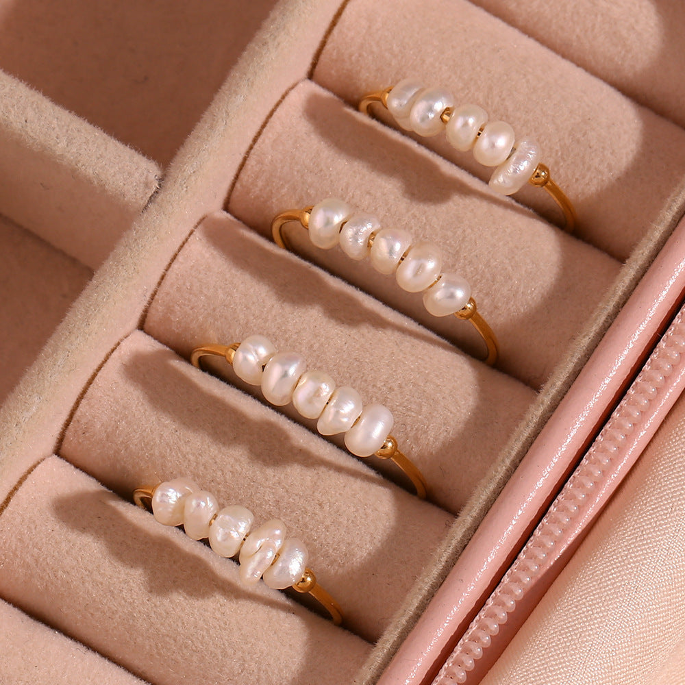 Mini Pearl Ring